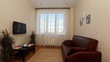 Sviitti | Olohuone | Taulutelevisio