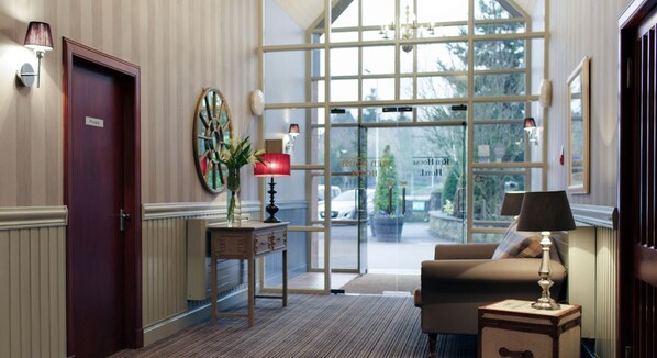 Lobby - Red House Hotel (Blairgowrie)