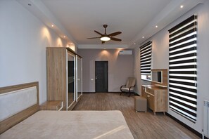 Suite, City View, Garden Area