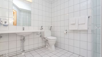 Double Room | Bathroom | Shower