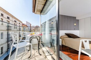 高級雙人或雙床房 | 客房內保險箱、書桌、遮光布/窗簾、隔音