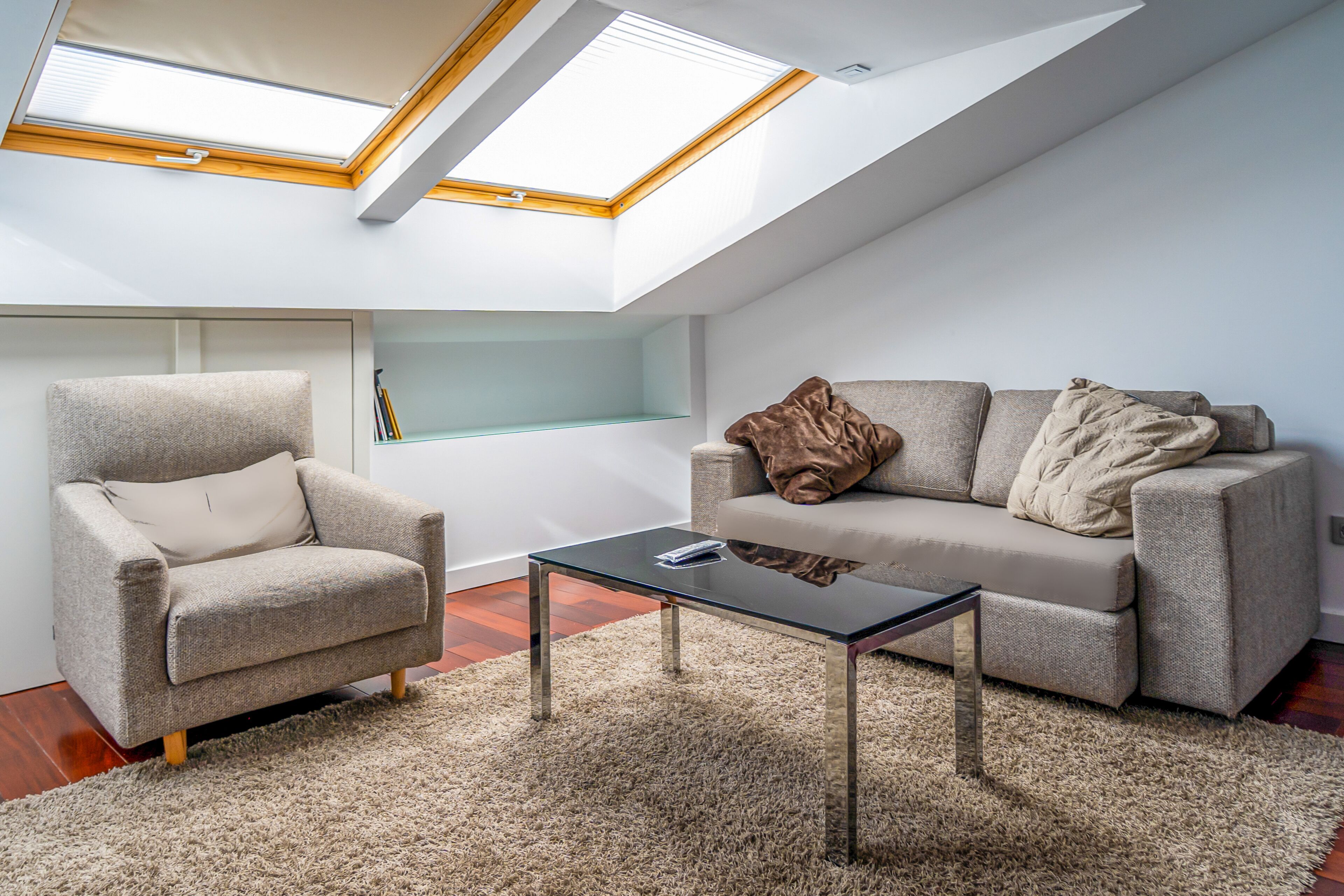 junior suite | living area | flat-screen tv