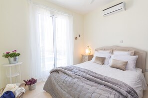 Villa, 5 Schlafzimmer, eigener Pool | 5 Schlafzimmer, Zimmersafe, Bügeleisen/Bügelbrett, kostenloses WLAN