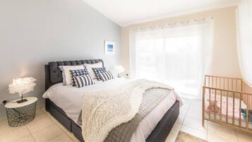 Villa, 4 Bedrooms, Hot Tub, Sea View | 4 bedrooms, in-room safe, iron/ironing board, free WiFi