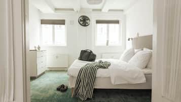 Apartemen Desain, 2 kamar tidur, dapur, pemandangan halaman (Amaliegade 43, 1st Floor) | Didekorasi berbeda-beda dan dilengkapi dengan perabotan berbeda-beda