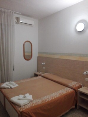 Standard-Doppel- oder -Zweibettzimmer, Balkon