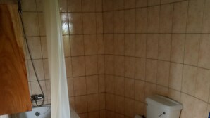 Double Room | Deep soaking bathtub - Kilimanjaro Eco Lodge (Arusha)