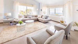 Villa, 5 soverom, privat basseng | Oppholdsrom
