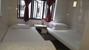 標準三人房 | 免費 Wi-Fi