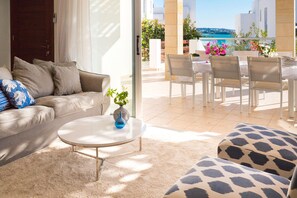 Villa, 4 Bedrooms, Private Pool | Living room | 65-inch flat-screen TV with satellite channels, Smart TV - Villa Porto (Pegeia)