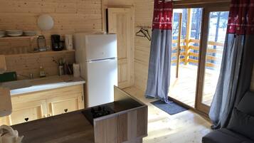 Chalet, Mountain View | Private kitchen