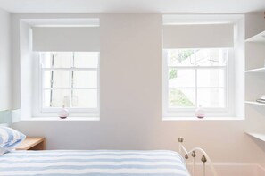 Second Nest New Kent Road | Iron/ironing board, free WiFi - The New Kent Road Apartments (London)