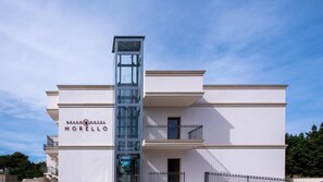 Fachada de la propiedad