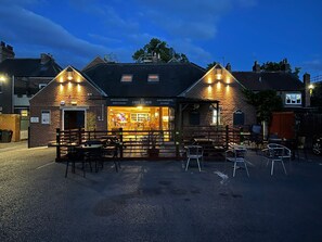 Exterior - The Grey Horse (Darlington)