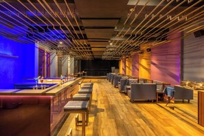 Banquet hall - Hotel Mayura (Raipur)