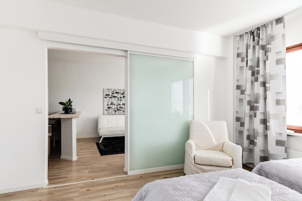 1 bedroom, desk, free WiFi, bed sheets - Santa's Holiday Homes (Rovaniemi)