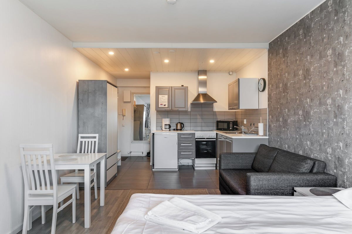 Studio, 2 eenpersoonsbedden (B9) | 1 slaapkamer, een bureau, gratis wifi, beddengoed