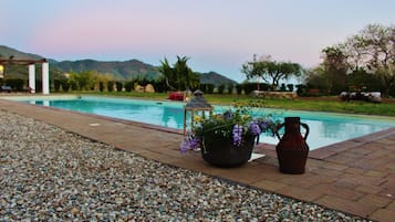 Piscina stagionale all'aperto