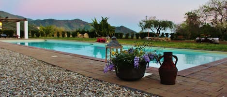 Seasonal outdoor pool