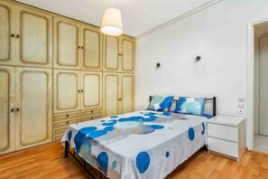 Appartement, 2 chambres | 2 chambres, chambres insonorisées, fer et planche à repasser