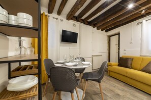 Apartment, 1 Schlafzimmer | Wohnbereich