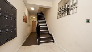 Unclassified image, 2 of 16, button - The Grand Mill (Bradford)