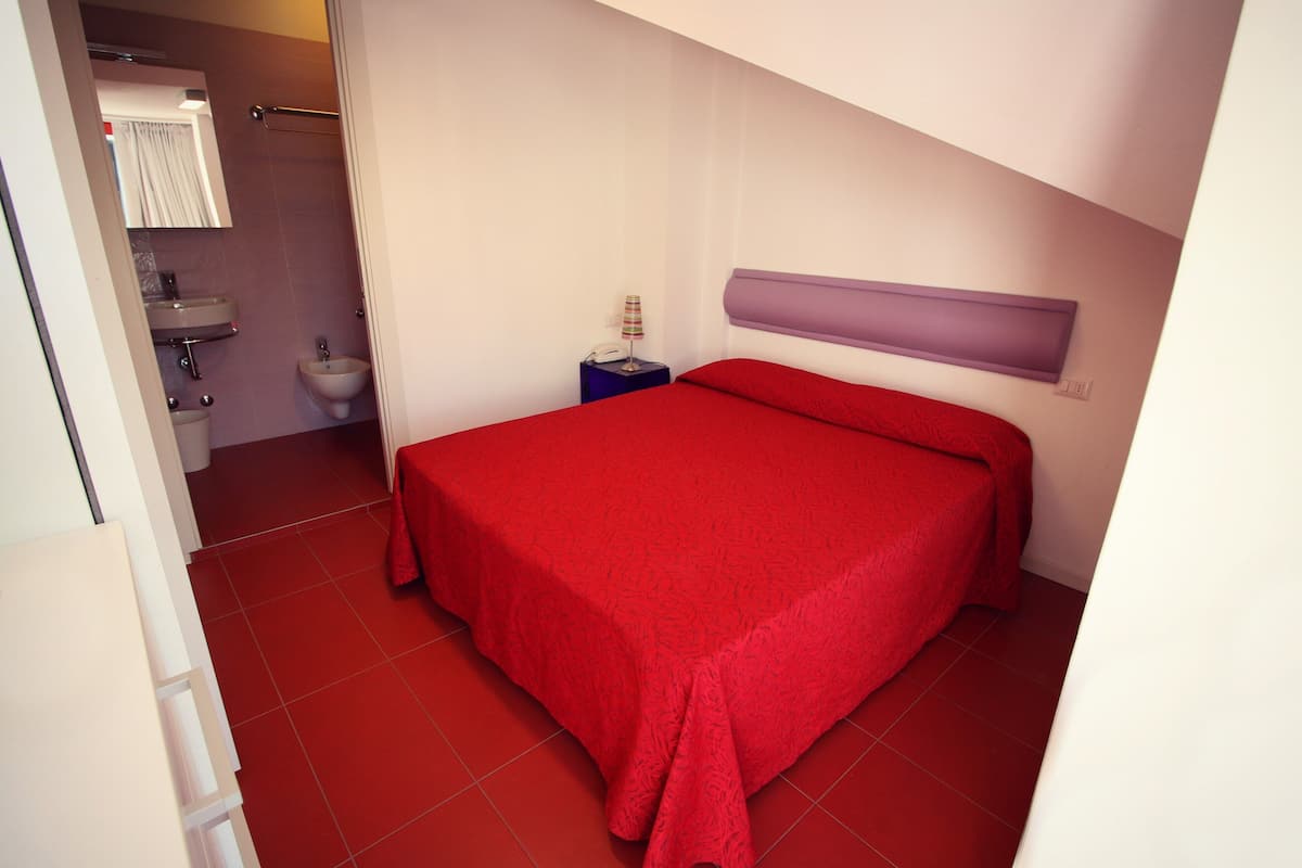 1 chambre, couette en duvet d'oie, coffres-forts dans les chambres