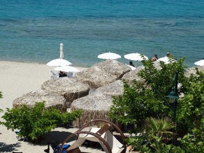 On the beach - Hotel Rigakis (Kassandra)