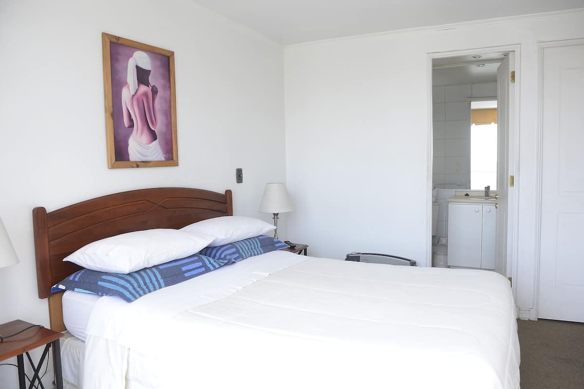1 quarto, roupas de cama premium, cofres nos quartos