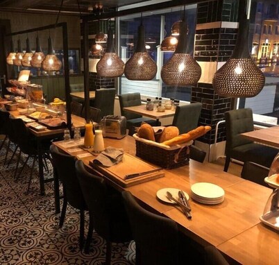 Hotel de Jonge Heertjes