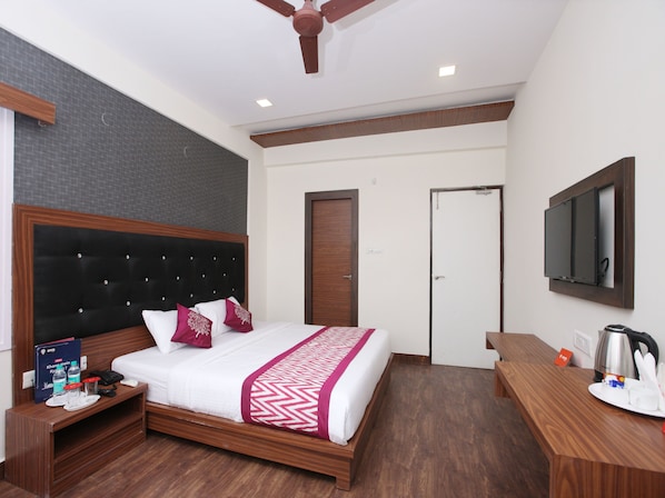 Chambre Standard Double ou avec lits jumeaux, 1 lit double, non-fumeurs