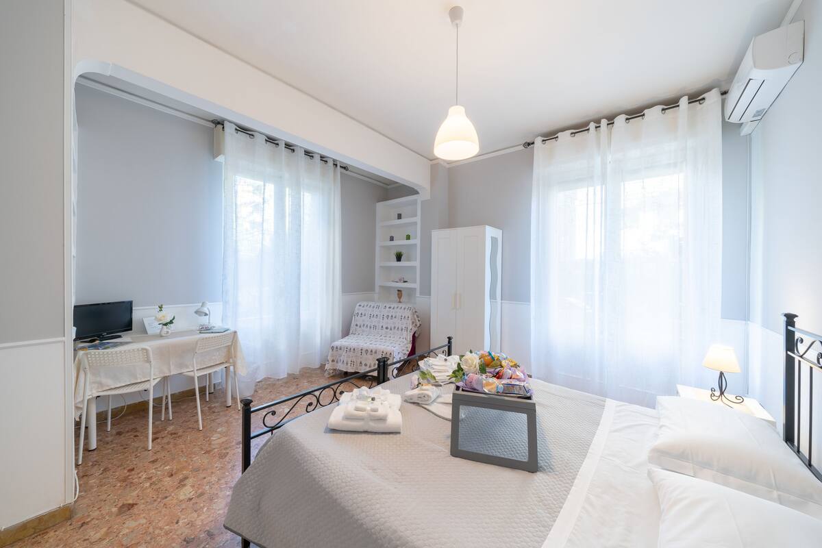 Family Room, 2 Bedrooms, Private Bathroom