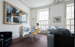 Second Nest Great Portland Street | Living area | Flat-screen TV - The Great Portland Street Apartments (London)