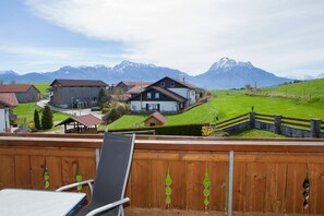 Doppelzimmer (Blick auf Berge und Königsschlösser) | Balkon