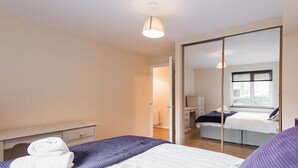 Unclassified image, 5 of 24, button - The Kings College Apartments (London)