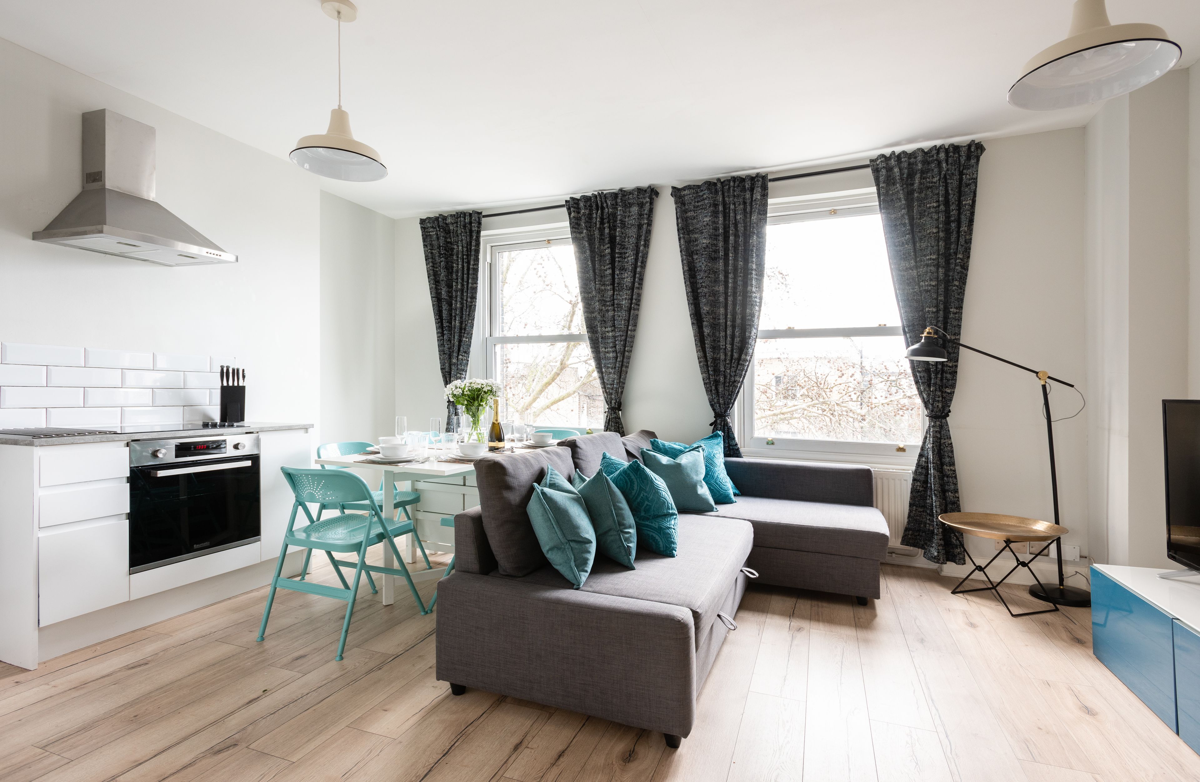 ทีวีจอแบน