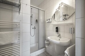 Hair dryer, towels - Landhotel Gasthof Zwota (Klingenthal)