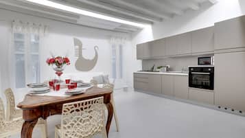 Apartment, 2 Bedrooms, Mimosa | Private kitchen | Fridge, microwave, oven, stovetop