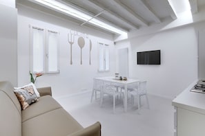 Apartment, 2 Bedrooms, Bellini Design | Servicio a la habitación