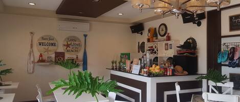 Breakfast, lunch, dinner served; local cuisine