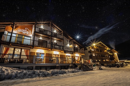 Fachada de la propiedad