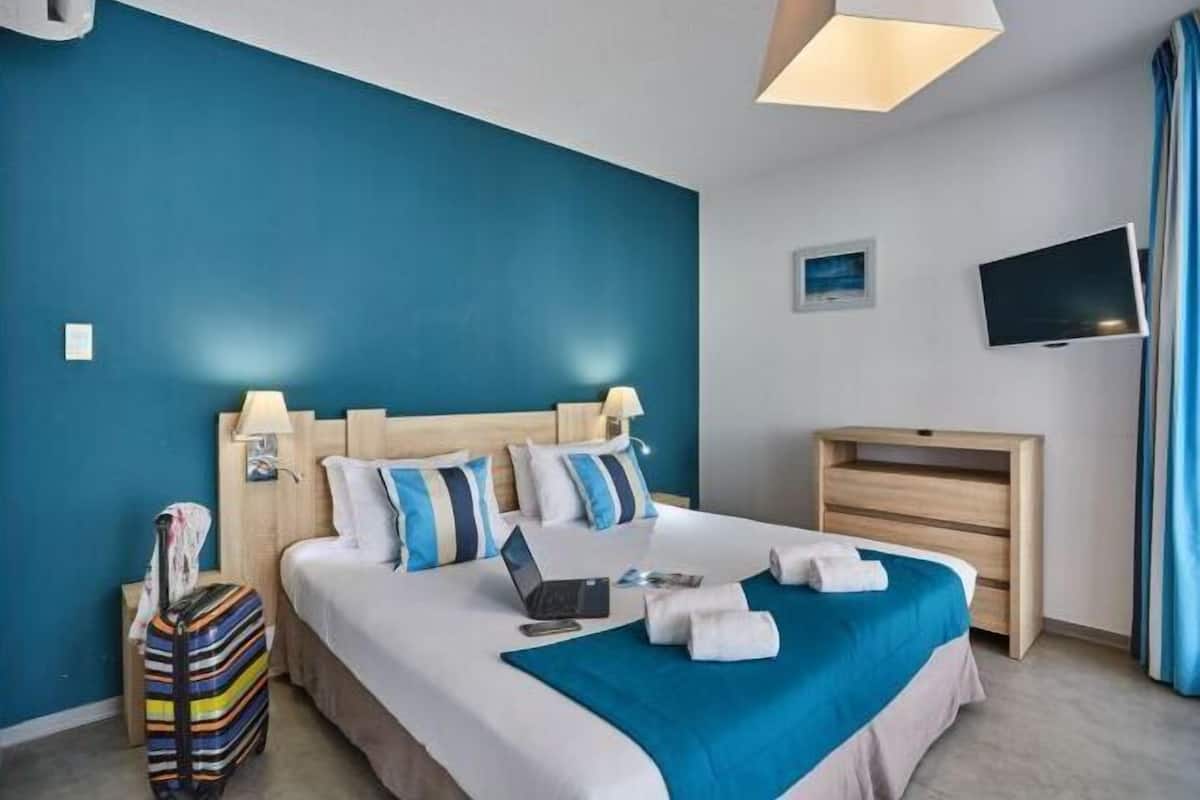 1 quarto, quartos à prova de som, berços grátis, Wi-Fi de cortesia