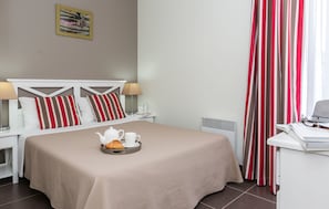 Soundproofing, free cots/infant beds, free WiFi - Résidence Odalys Le Clos Saint Michel (Chinon)