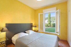 Chambres insonorisées, lits bébé (en supplément), Wi-Fi gratuit