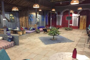 Tägliches einheimisches Frühstück (100 INR pro Person)