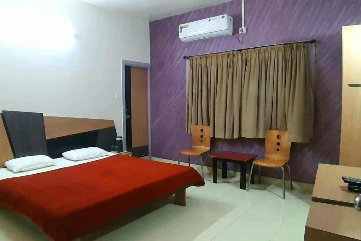 1 chambre, draps en coton égyptien, matelas Select Comfort, bureau