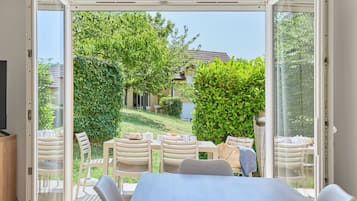 Duplex, 2 quartos | Quartos à prova de som, berços (sobretaxa), Wi-Fi de cortesia