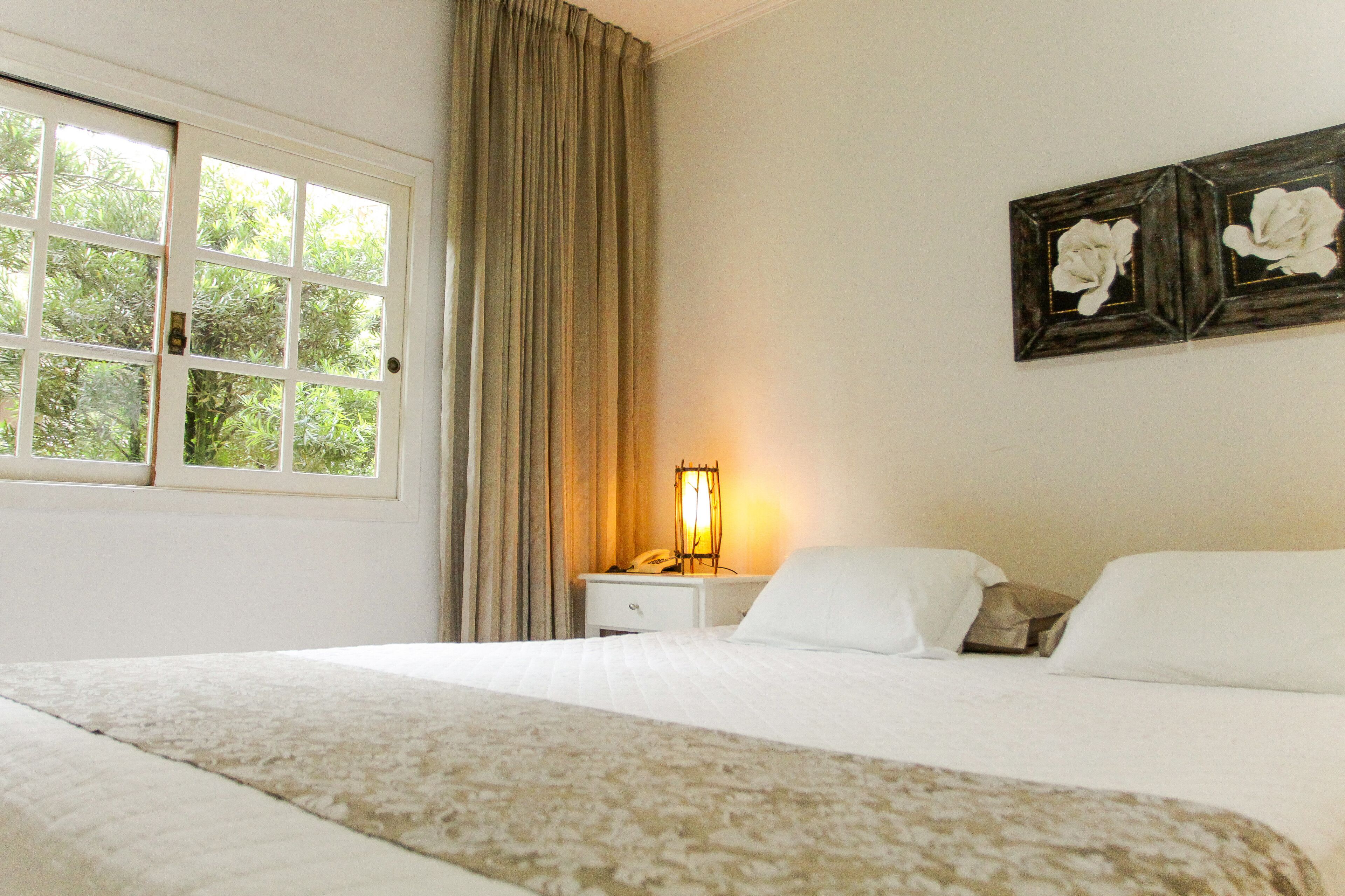 luxury suite | 1 bedroom, minibar, desk, rollaway beds