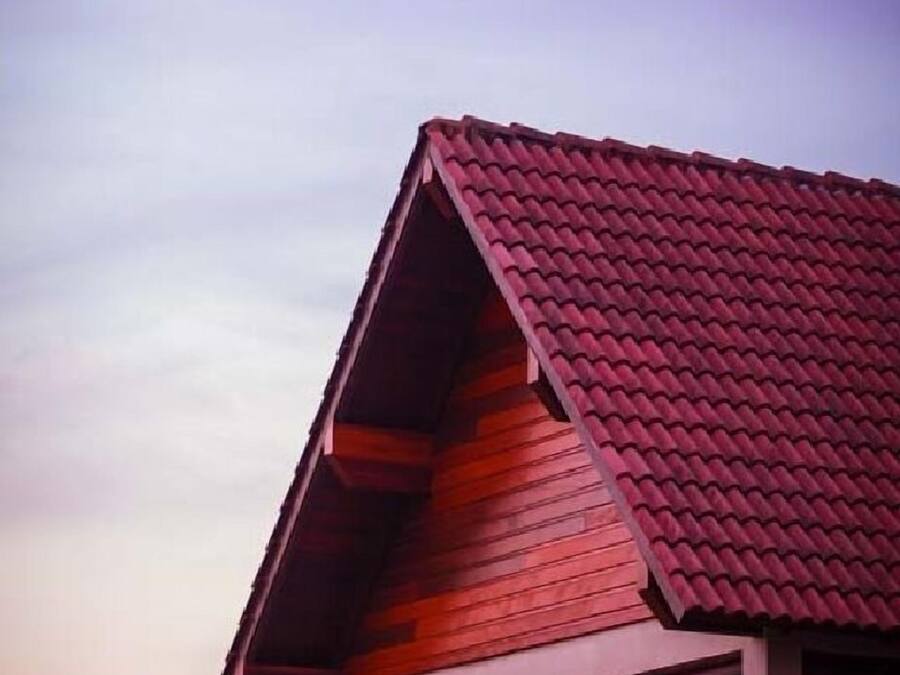 Voorkant accommodatie - avond/nacht