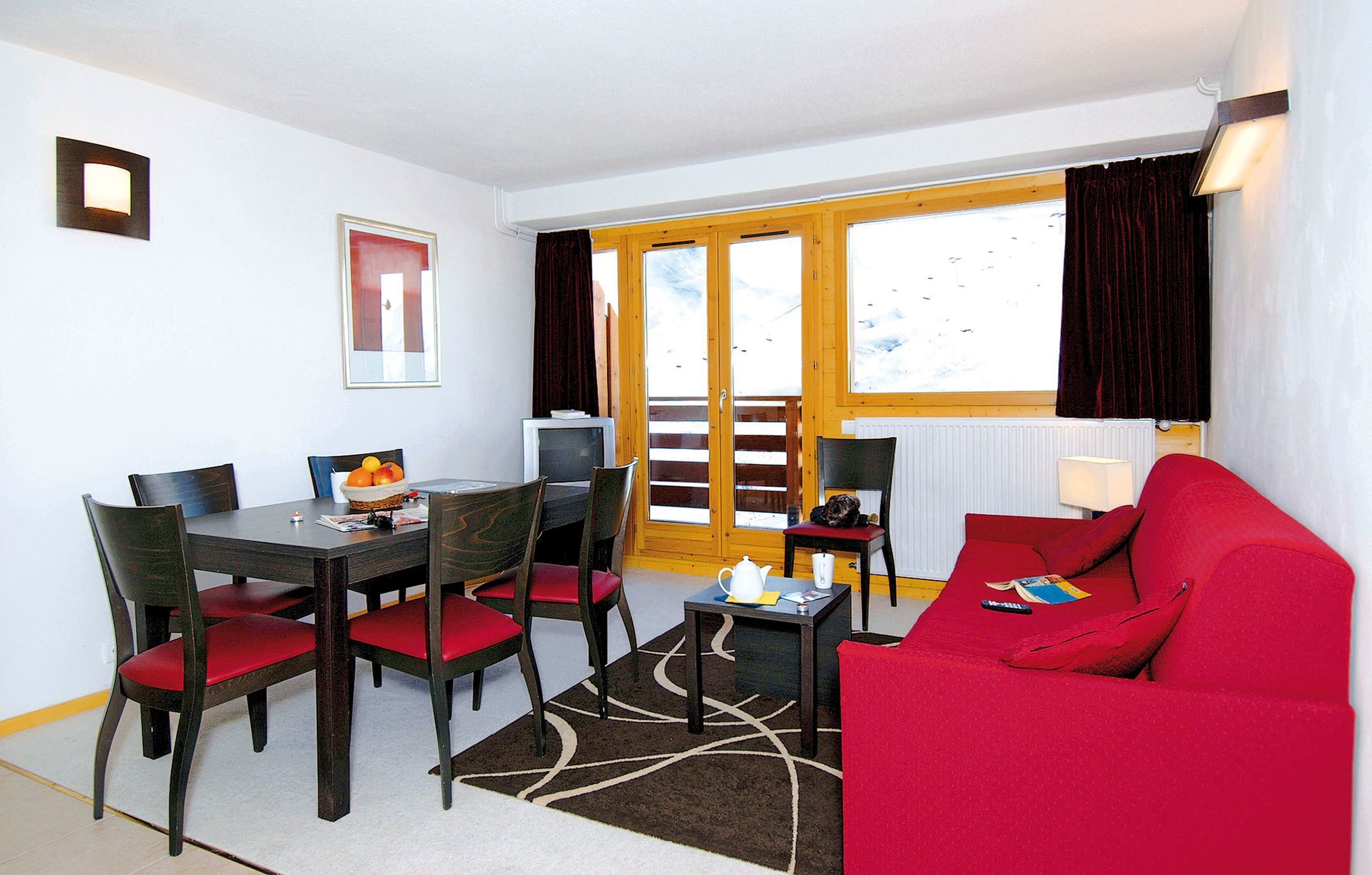 Chambres insonorisées, lits bébé (en supplément), draps fournis